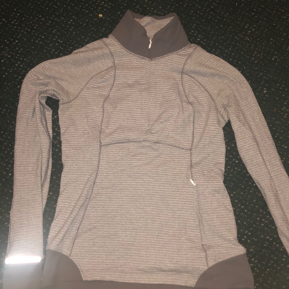 Lulu lemon pullover